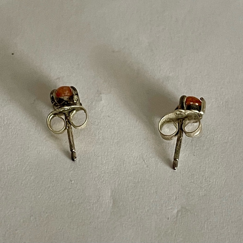 Petite NWOT Sunstone and Sterling Silver Post Earrings - Unisex - Picture 3 of 4